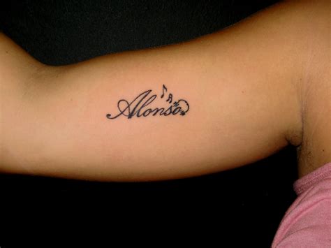 tatuajes nombre morena|Fotos con ideas de diseños para Tatuajes de Nombres